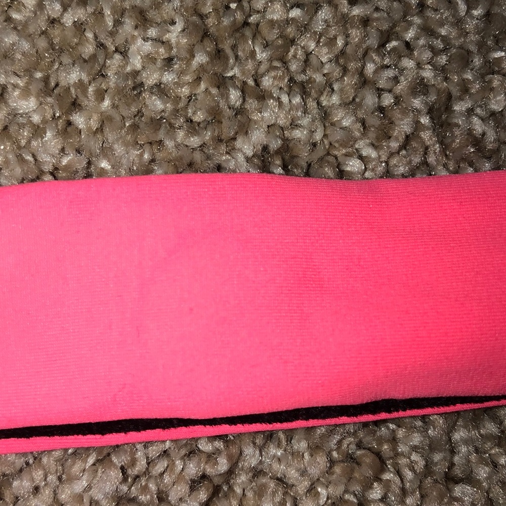 Neon pink Lululemon headband - Picture 2 of 5